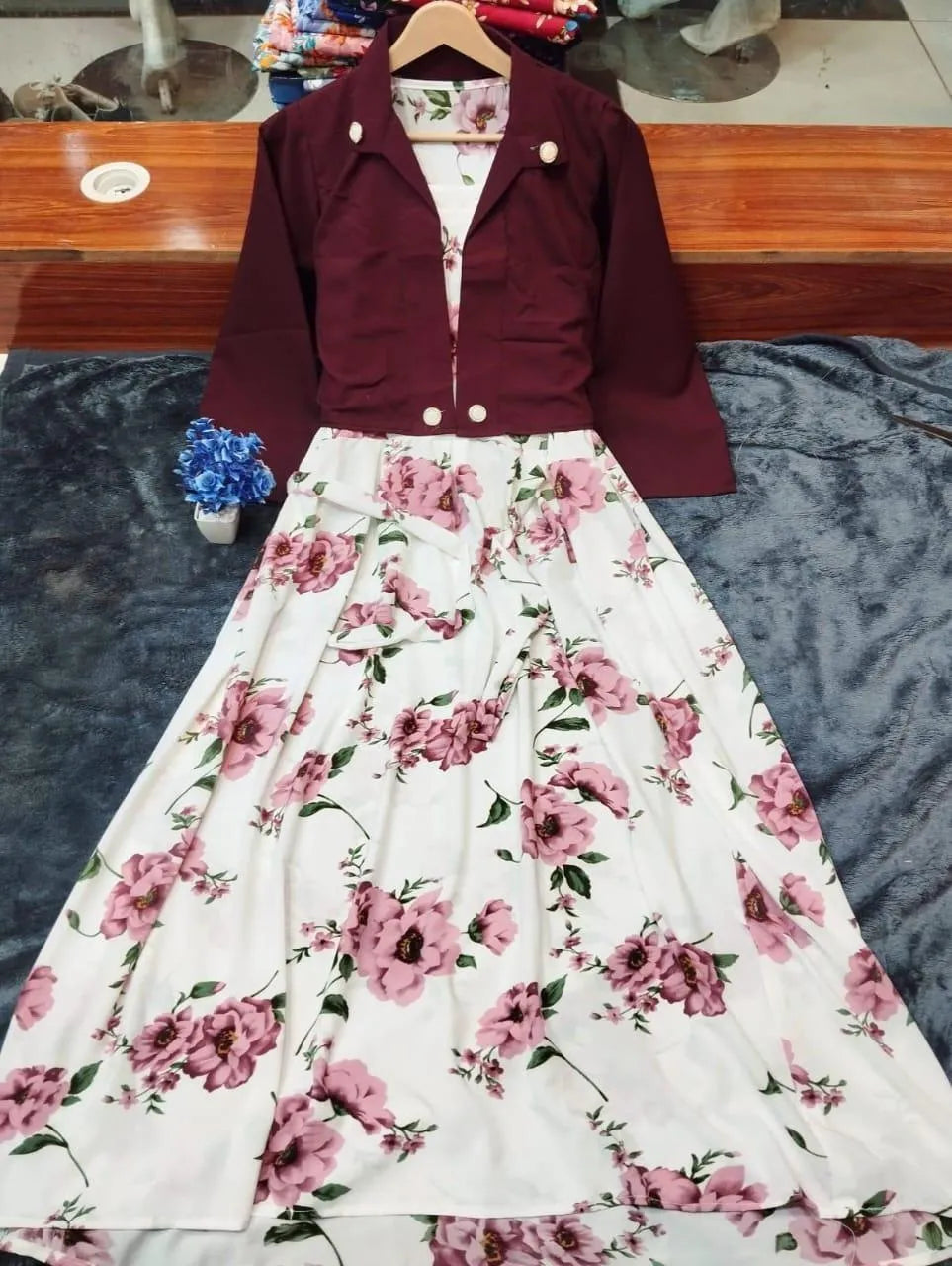 2 Pcs Women's Stitched Georgette Printed Maxi And Jacket