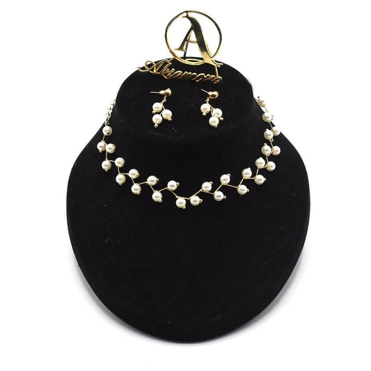 Beautiful pearl Choker Necklace With Earings