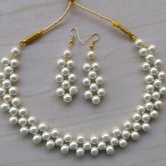 Beautiful Pearl Choker With Earings