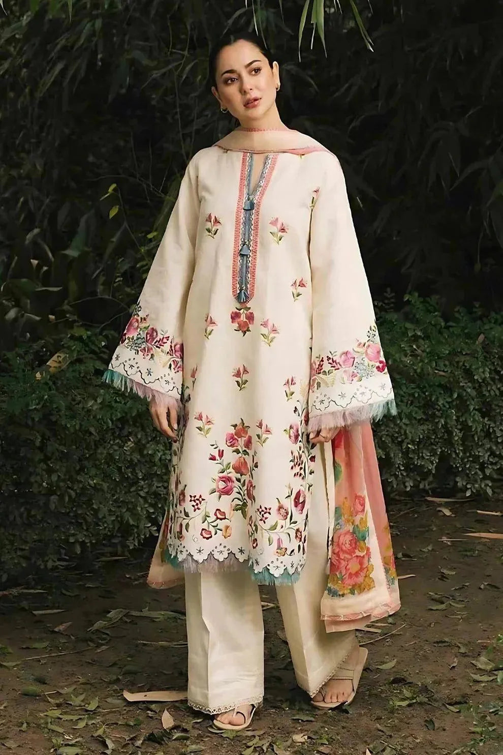 MOST TRENDING LAWN 3 Pcs